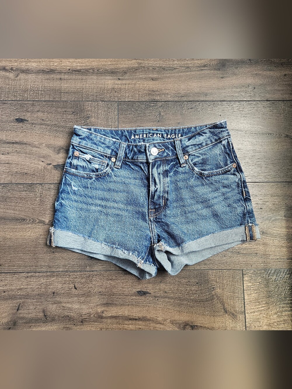 American Eagle Mid Rise Shorts